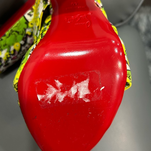 Vibrant Patterned Strappy Sandals - Picture 12 of 12